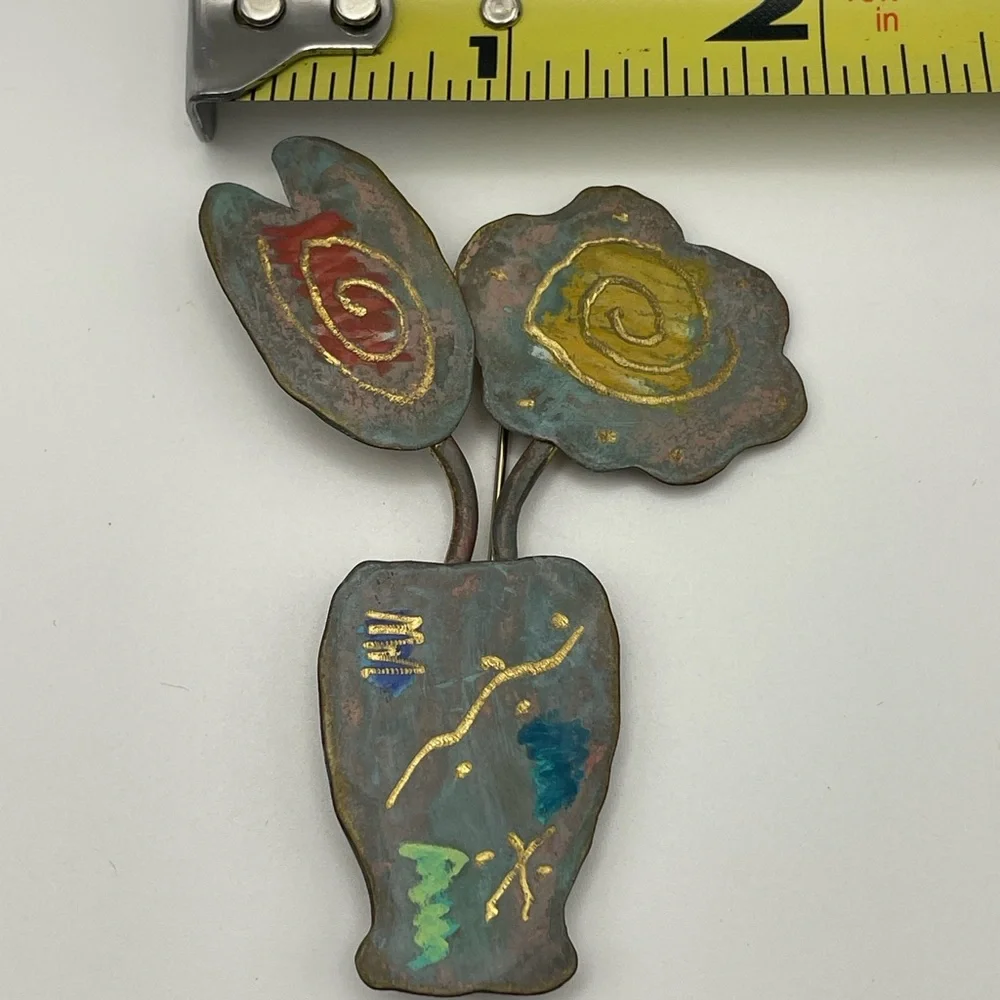 Vintage Patina Metal “Flowers in Pot” Brooch Pin Whimsical Garden Treasure! 🌿🌸 - Picture 4 of 8